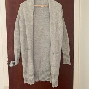 Grey cardigan